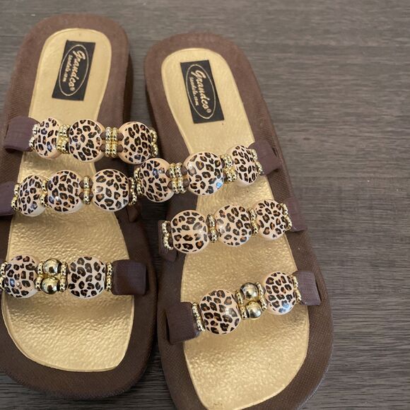 Ladies Grandco Sandals Jeweled Leopard Flip Flops Wedge size 8 EUC - Picture 1 of 12